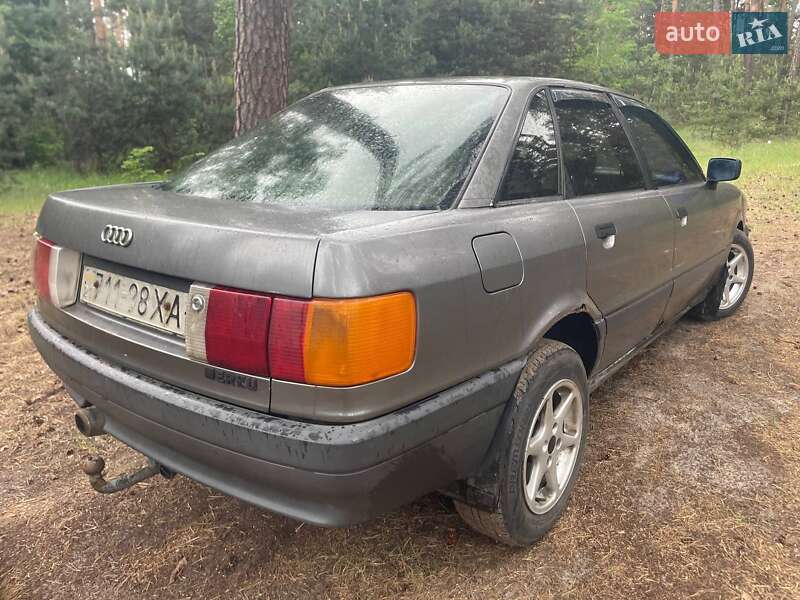 Седан Audi 80 1988 в Змиеве