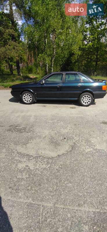Седан Audi 80 1988 в Полонном