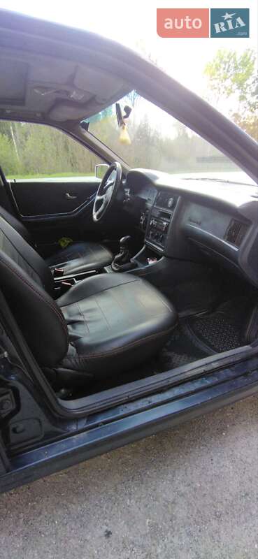 Седан Audi 80 1988 в Полонном