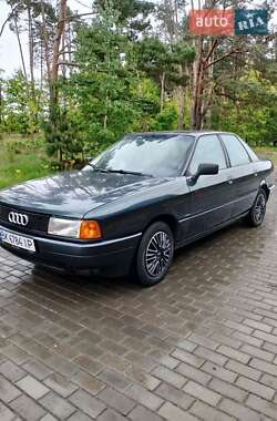 Седан Audi 80 1989 в Костополе