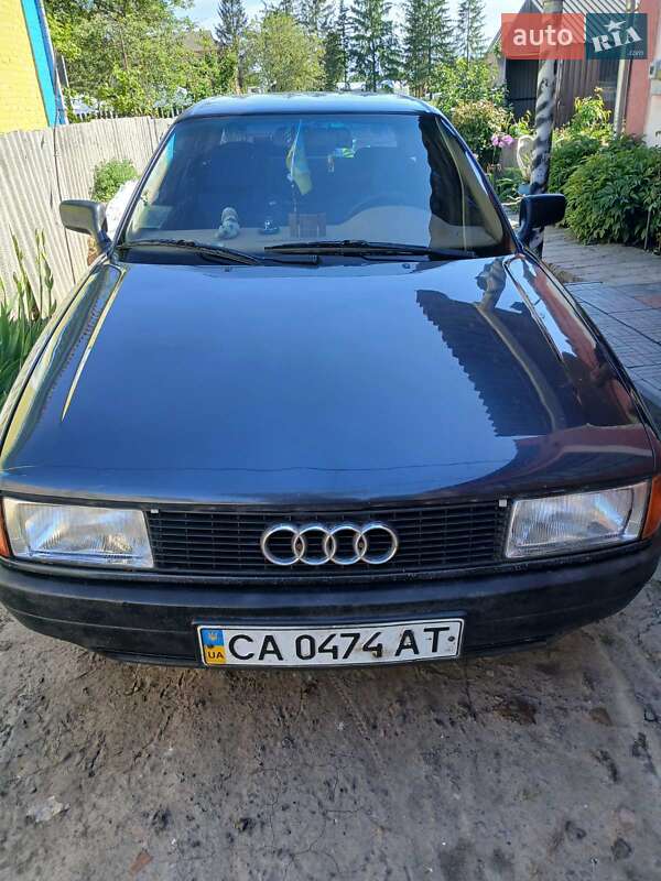 Седан Audi 80 1987 в Черкасах фото 5 Седан Audi 80 1987 в Черкасах