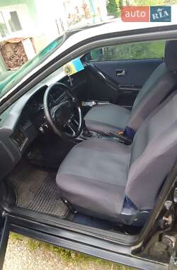 Седан Audi 80 1992 в 