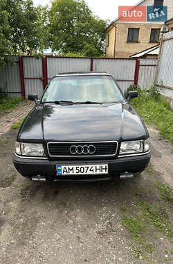 Седан Audi 80 1993 в Киеве