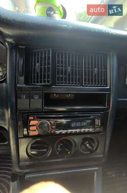 Седан Audi 80 1988 в 