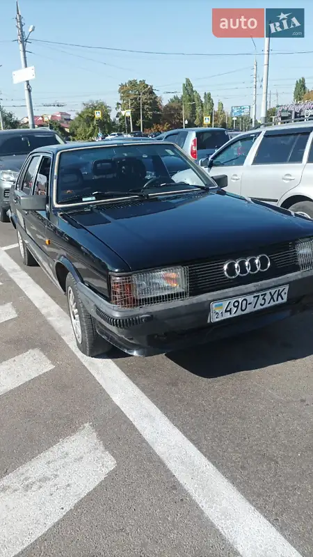 Audi 80