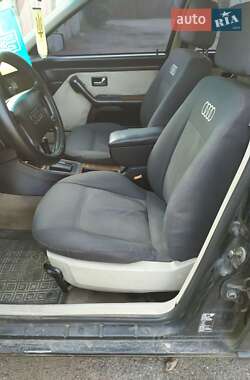 Седан Audi 80 1994 в 