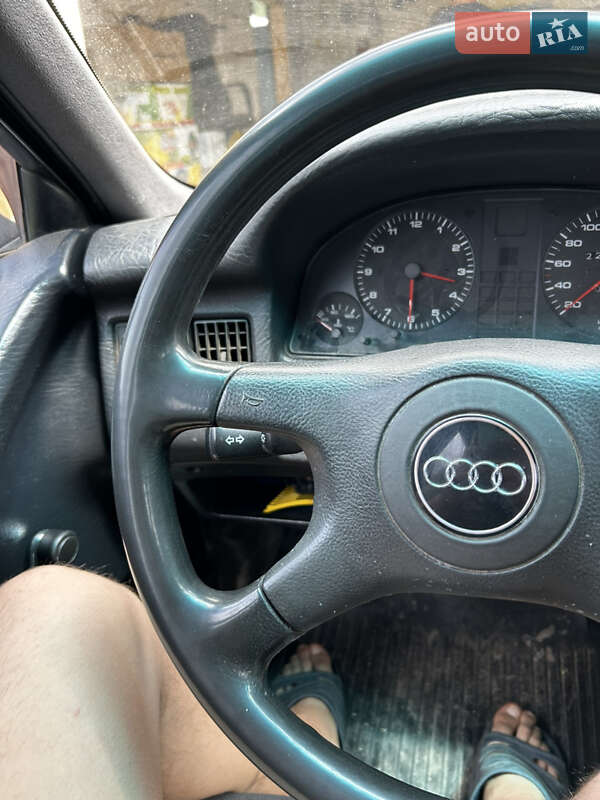 Седан Audi 80 1992 в Борисполі