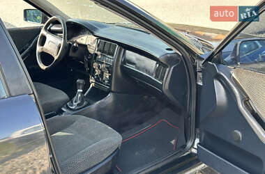 Седан Audi 80 1992 в 