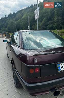Седан Audi 80 1990 в 