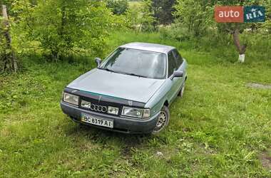 Седан Audi 80 1989 в Мостиске