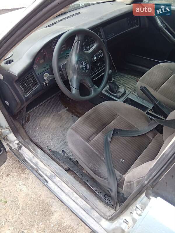 Седан Audi 80 1989 в Кременце
