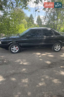 Седан Audi 80 1990 в 