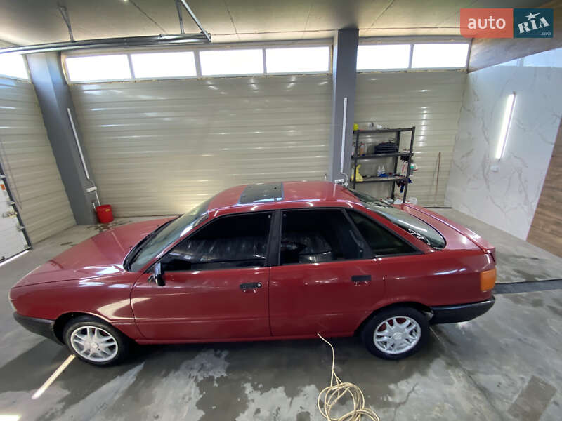 Седан Audi 80 1987 в Львові