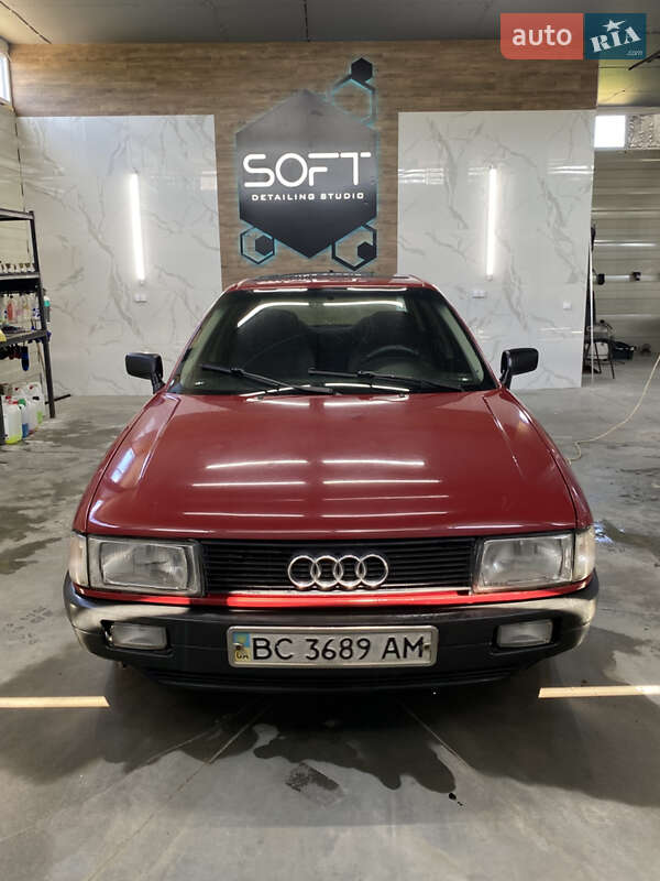 Седан Audi 80 1987 в Львові