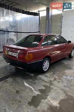 Седан Audi 80 1987 в 