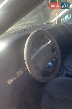 Седан Audi 80 1988 в  фото 6 Седан Audi 80 1988 в