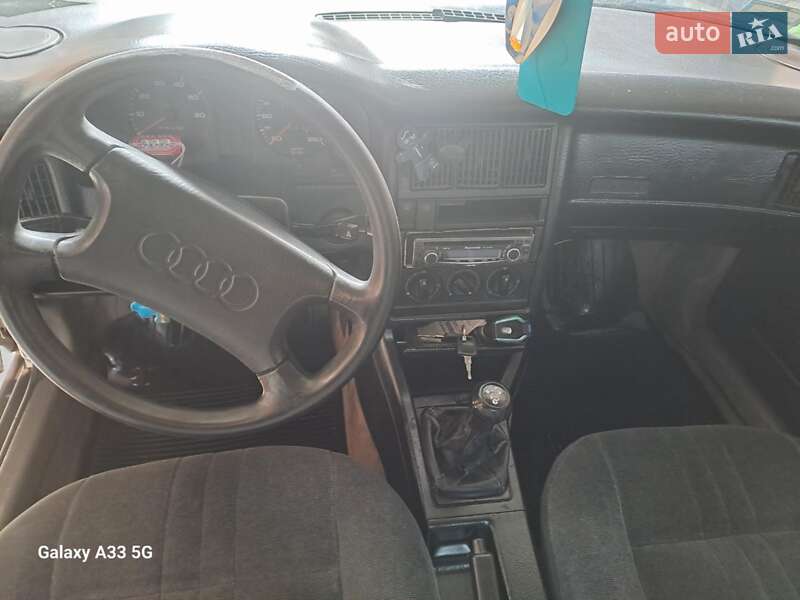 Седан Audi 80 1989 в Виноградове фото 2 Седан Audi 80 1989 в Виноградове