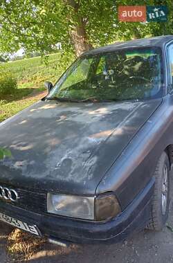 Седан Audi 80 1987 в Черкасах