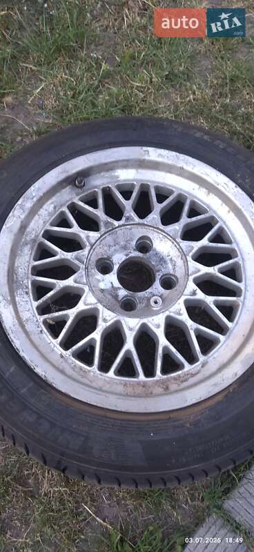 Седан Audi 80 1986 в Миронівці