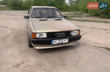 Седан Audi 80 1986 в 