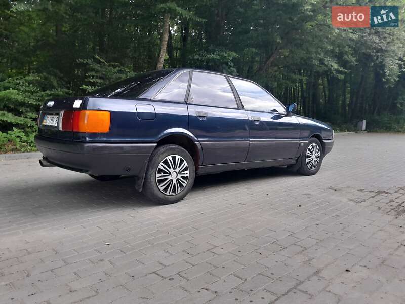 Седан Audi 80 1987 в Кременце