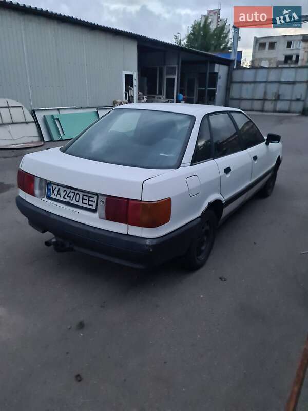 Седан Audi 80 1988 в Киеве