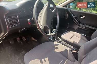 Седан Audi 80 1991 в 