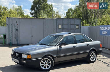 Седан Audi 80 1988 в Смілі