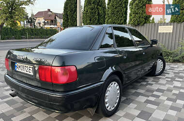 Седан Audi 80 1992 в 