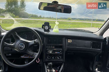 Седан Audi 80 1992 в 