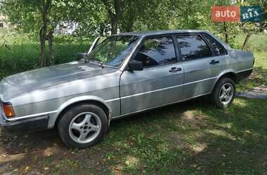 Седан Audi 80 1984 в Луцьку