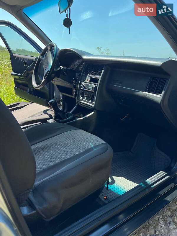 Седан Audi 80 1992 в Радехове