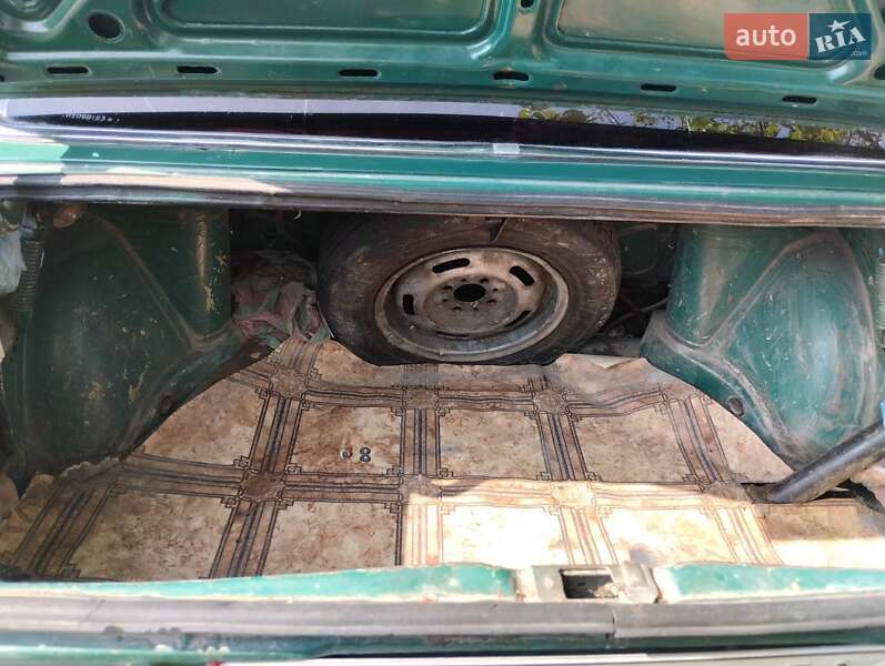 Седан Audi 80 1978 в Городку