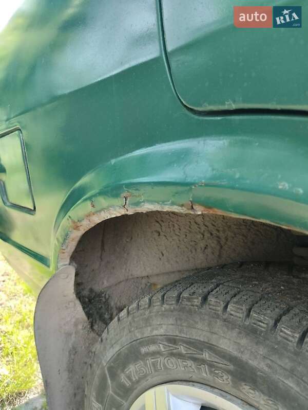 Седан Audi 80 1978 в Городку