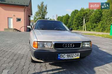 Седан Audi 80 1990 в Комарному