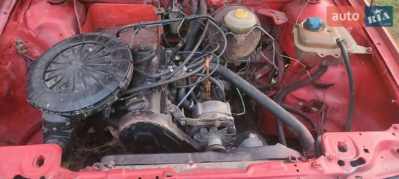 Седан Audi 80 1989 в Вижниці