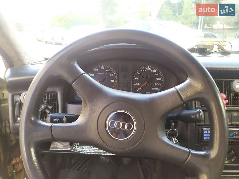 Седан Audi 80 1990 в Киеве