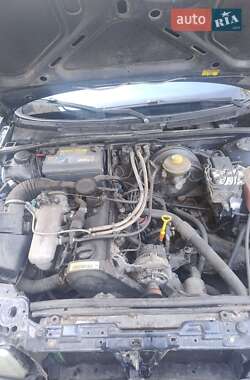 Седан Audi 80 1994 в 