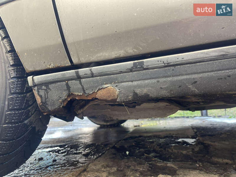 Седан Audi 80 1987 в Днепре