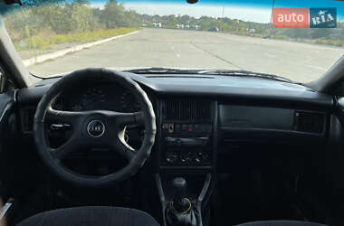 Седан Audi 80 1992 в 