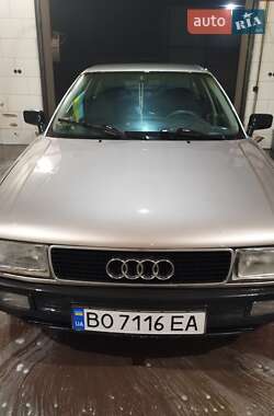 Седан Audi 80 1988 в 