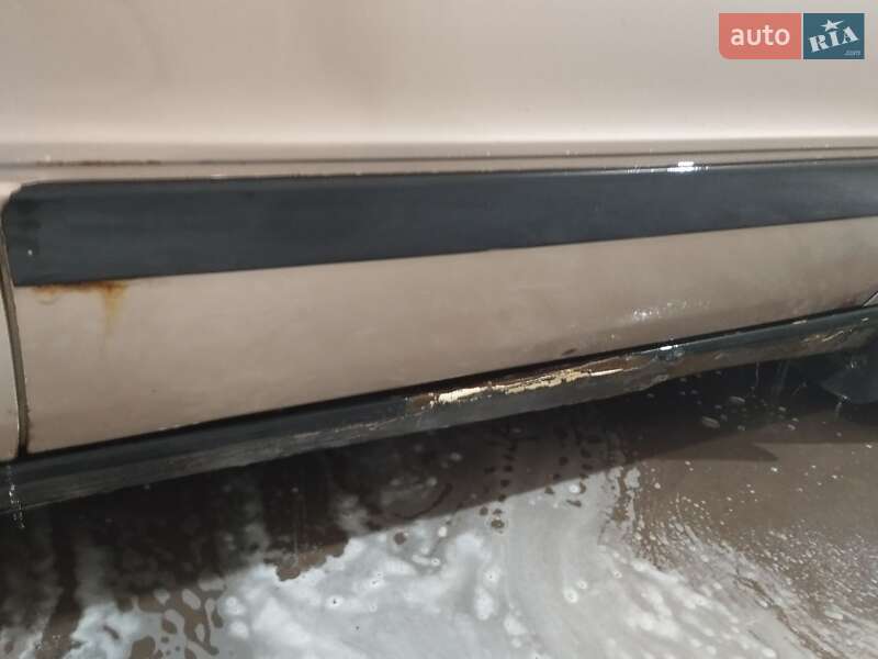 Седан Audi 80 1988 в Дружбе фото 10 Седан Audi 80 1988 в Дружбе