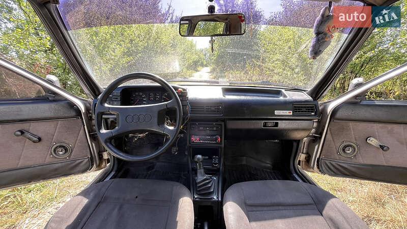 Седан Audi 80 1986 в Добровлянах