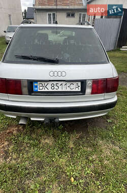 Универсал Audi 80 1994 в 