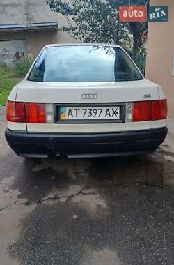 Седан Audi 80 1987 в Калуше