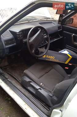 Седан Audi 80 1986 в Великом Березном