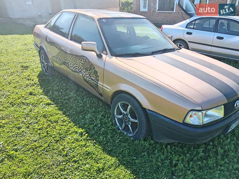 Седан Audi 80 1987 в Львове