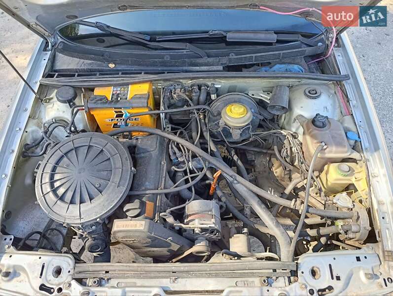 Седан Audi 80 1992 в Городні фото 15 Седан Audi 80 1992 в Городні