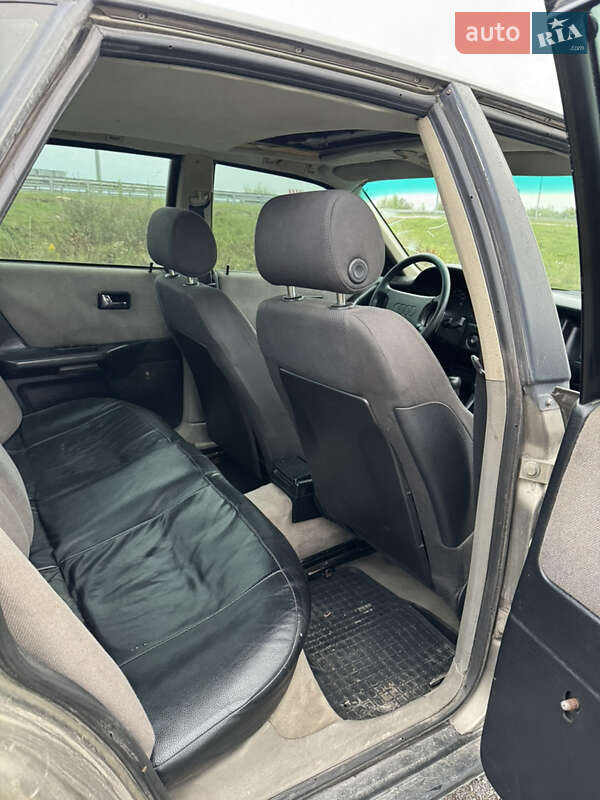 Седан Audi 80 1988 в Кореці