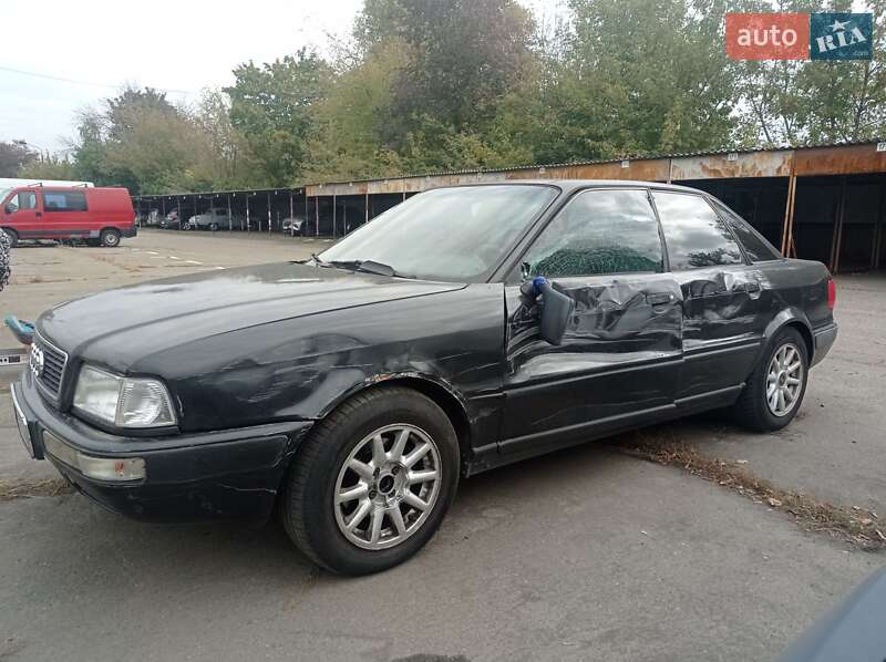 Седан Audi 80 1993 в Киеве